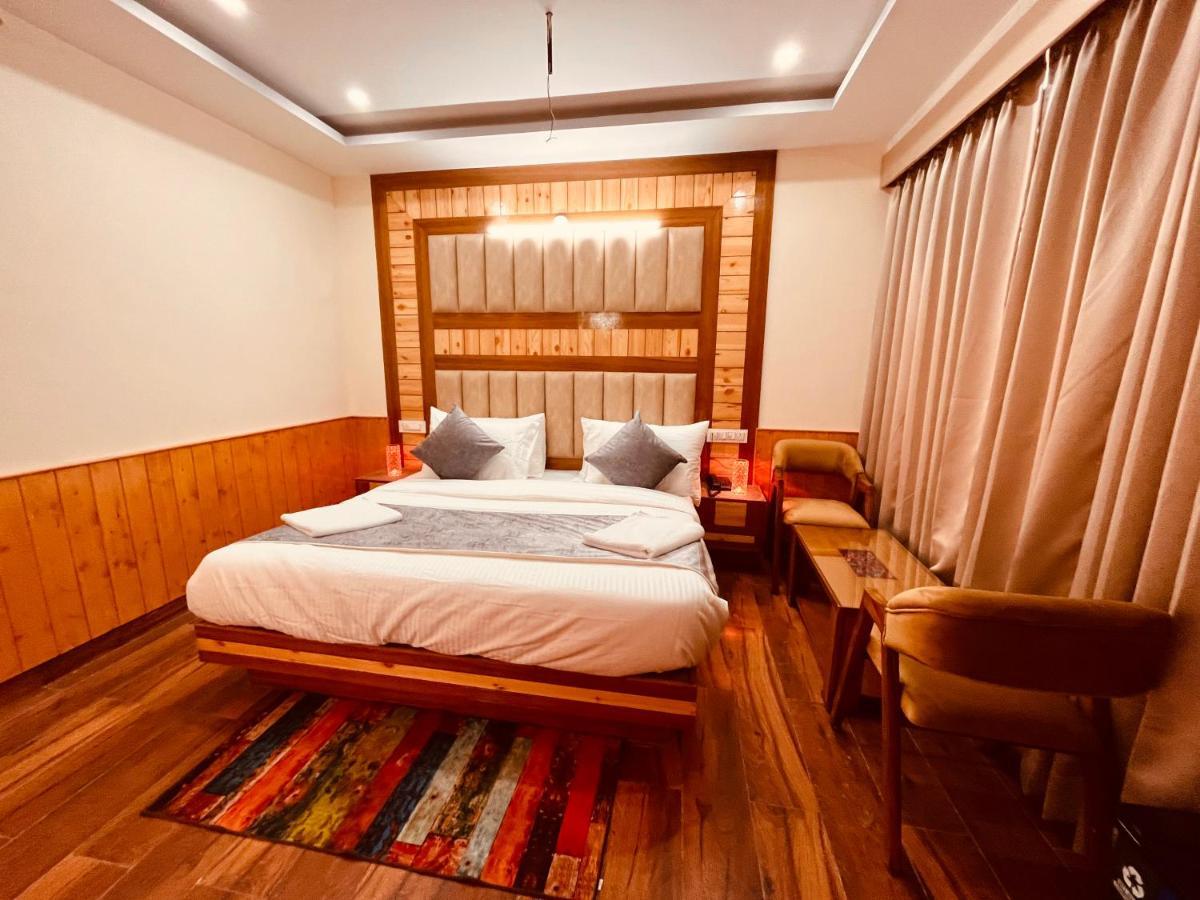 Le Green Resort, Mall Road Manali Kültér fotó